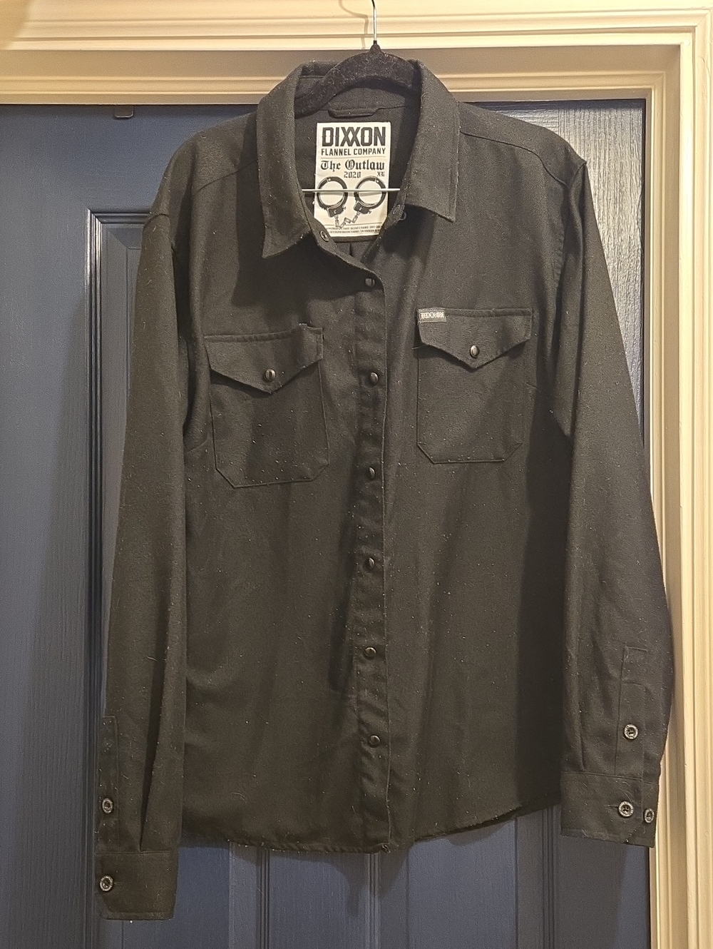 DIXXON Women's Black Button-Down FLANNEL Shirt